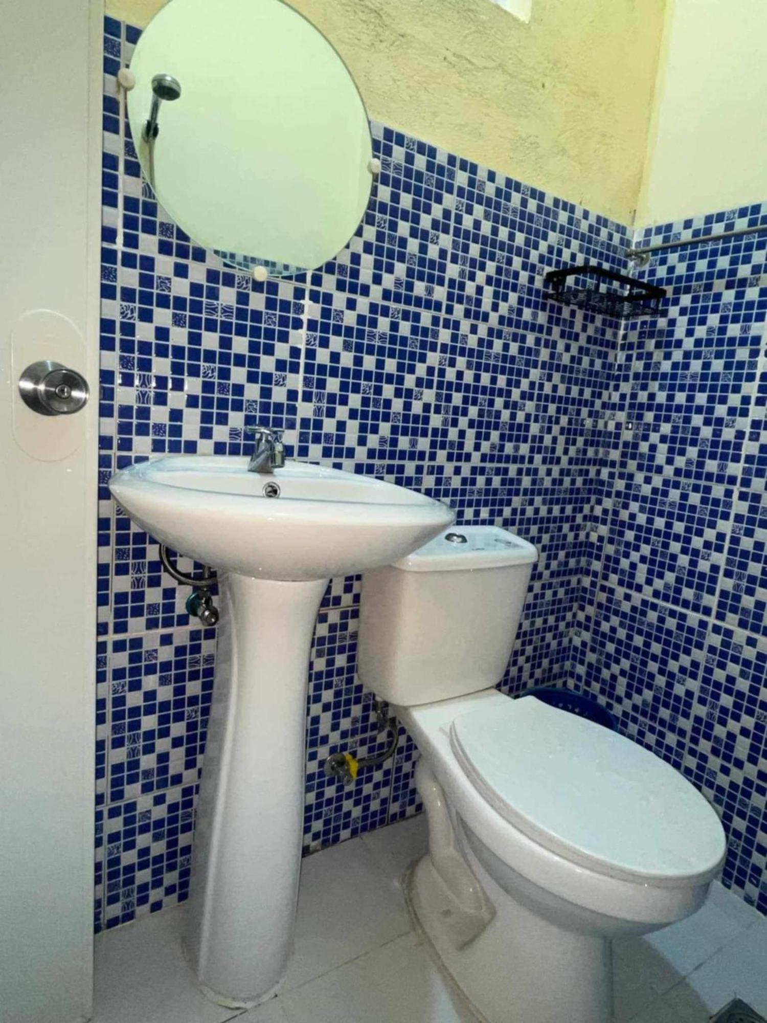 Friz Love Room Rental San Juan  Exteriör bild